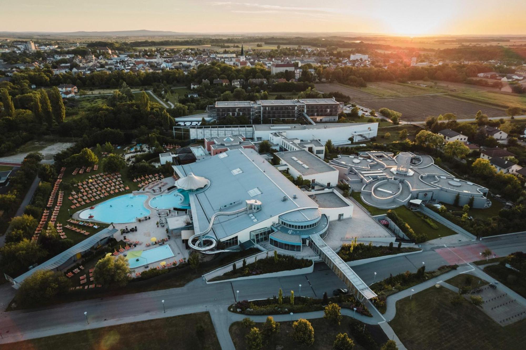 Therme Laa - Hotel & Silent Spa Laa an der Thaya Εξωτερικό φωτογραφία