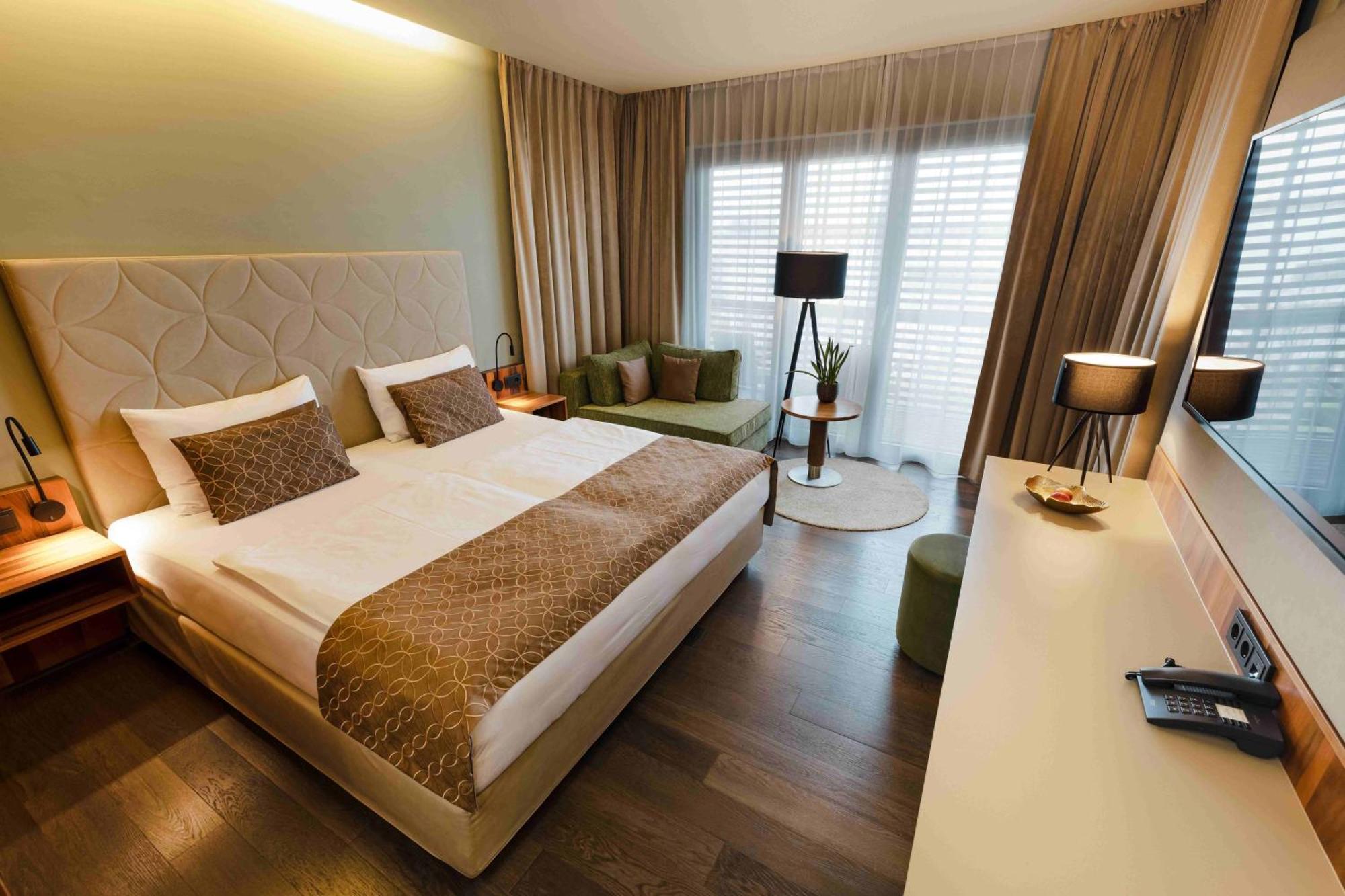 Therme Laa - Hotel & Silent Spa Laa an der Thaya Εξωτερικό φωτογραφία